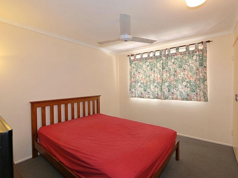 35 Fairymead Road, Bundaberg North QLD 4670