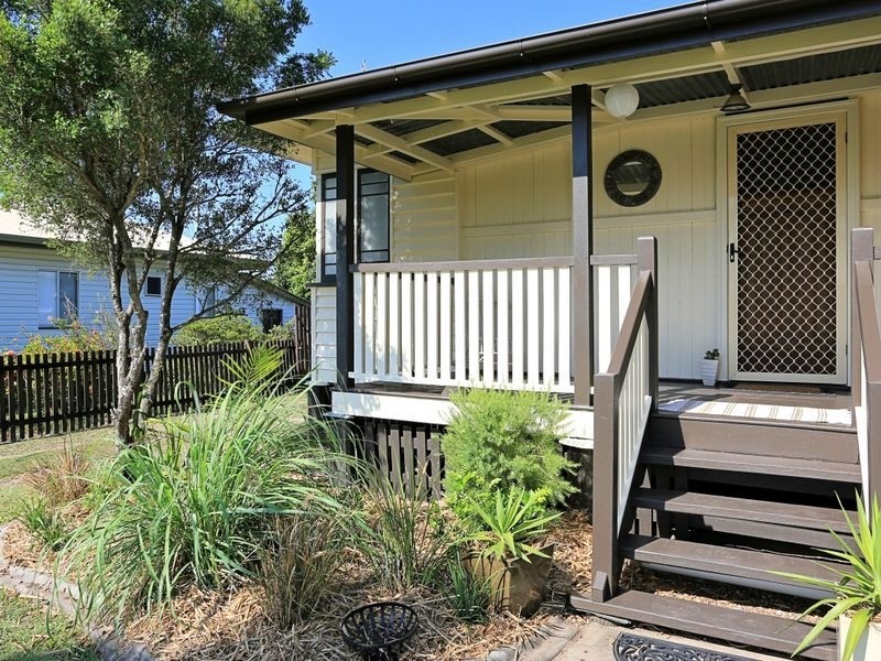 30 Totten Street, Kepnock QLD 4670