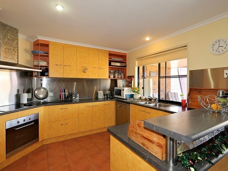 4 Fixter Street, Kalkie QLD 4670