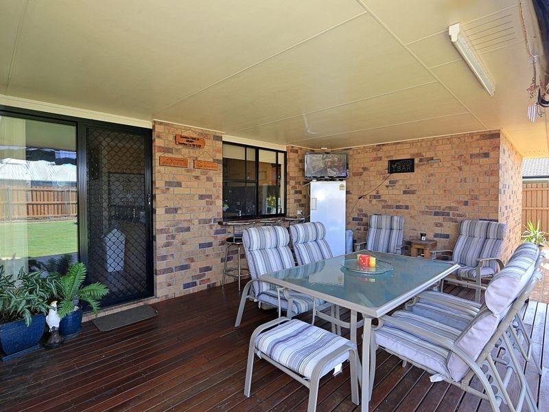 4 Fixter Street, Kalkie QLD 4670