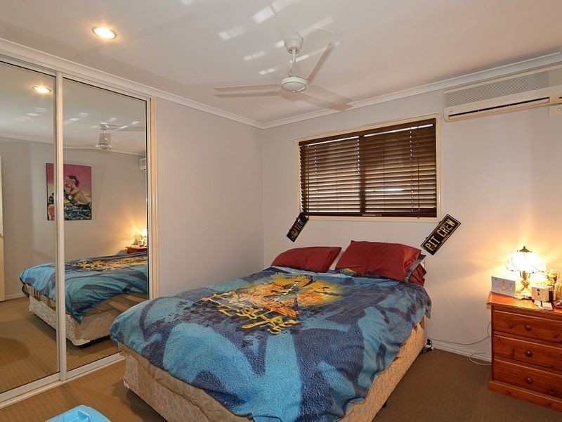 4 Fixter Street, Kalkie QLD 4670