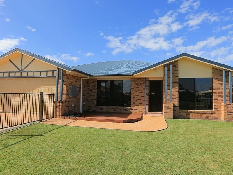 4 Fixter Street, Kalkie QLD 4670