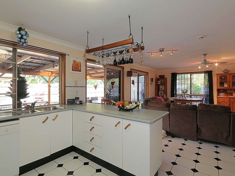 19 Allawah Road, Avenell Heights QLD 4670