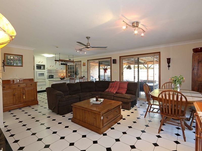 19 Allawah Road, Avenell Heights QLD 4670