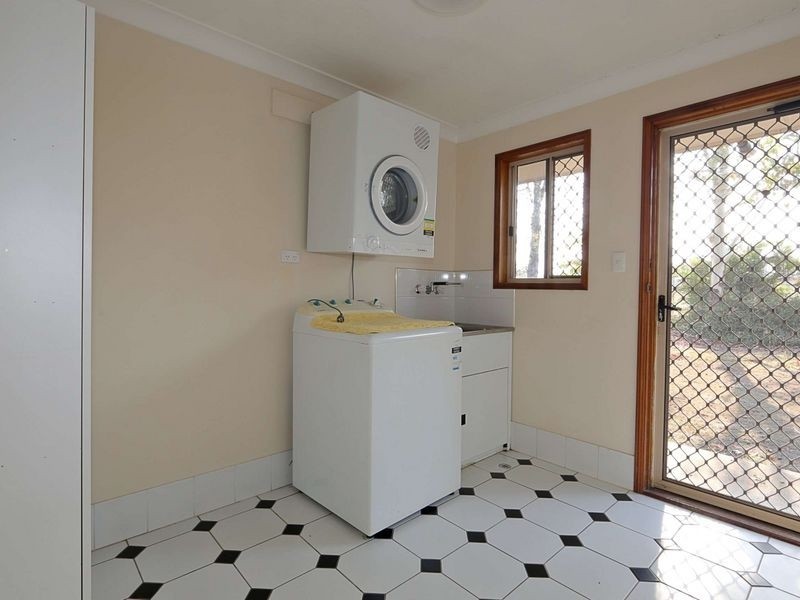 19 Allawah Road, Avenell Heights QLD 4670