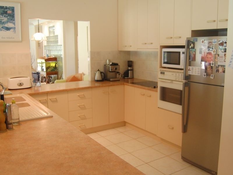 14 Hannah Court, Moore Park Beach QLD 4670