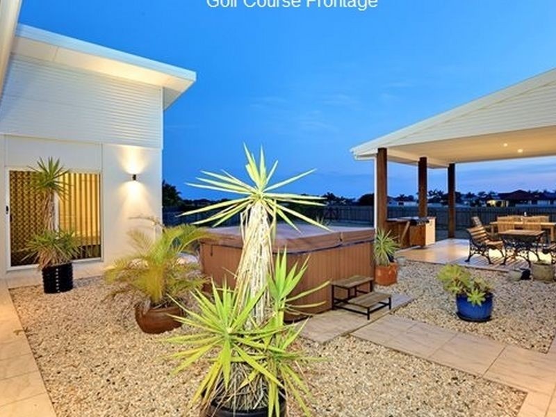 7 Janet Court, Coral Cove QLD 4670