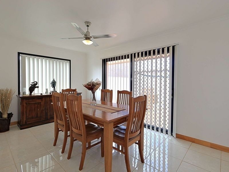 5 Bryde Place, Thabeban QLD 4670