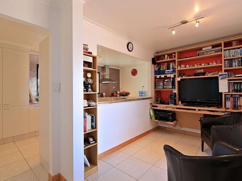 5 Bryde Place, Thabeban QLD 4670