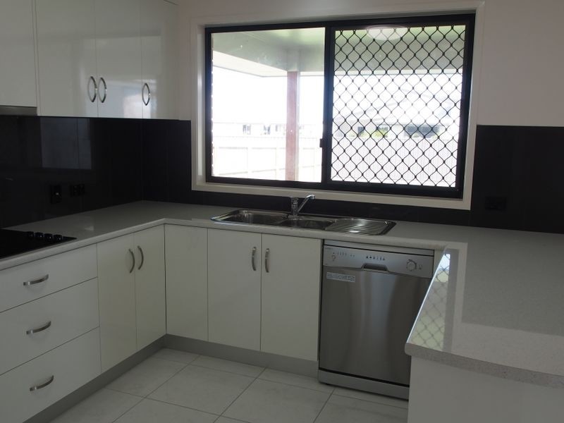 22 Beech Links Drive, Ashfield QLD 4670