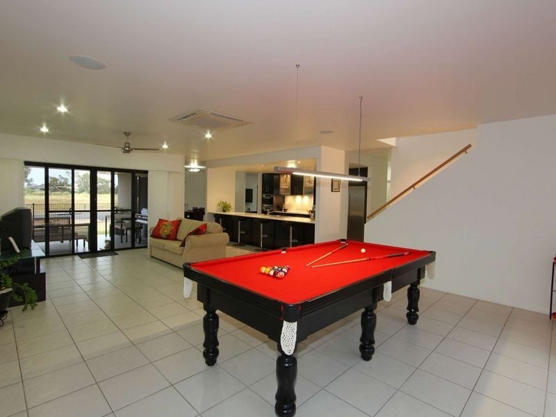 2 Andrew Close, Bargara QLD 4670