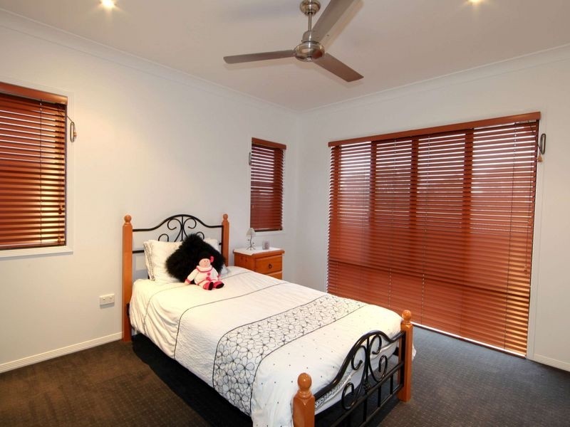 2 Andrew Close, Bargara QLD 4670