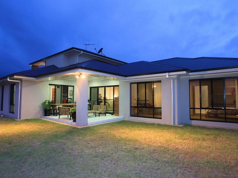 2 Andrew Close, Bargara QLD 4670