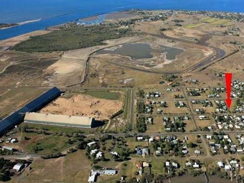 10 Doctor Street, Burnett Heads QLD 4670