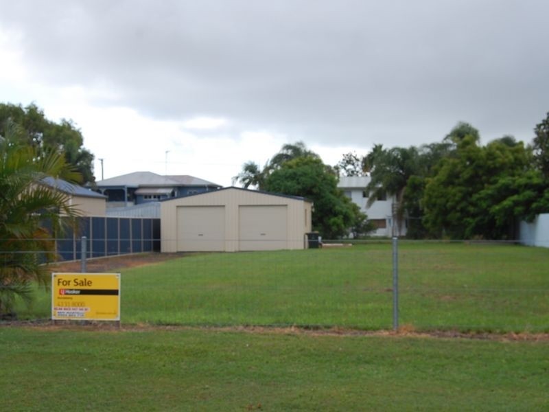 7 Doctor Street, Burnett Heads QLD 4670