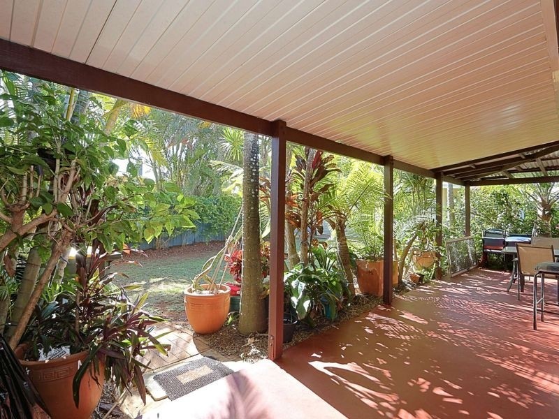 203 Atkinsons Road, Elliott Heads QLD 4670