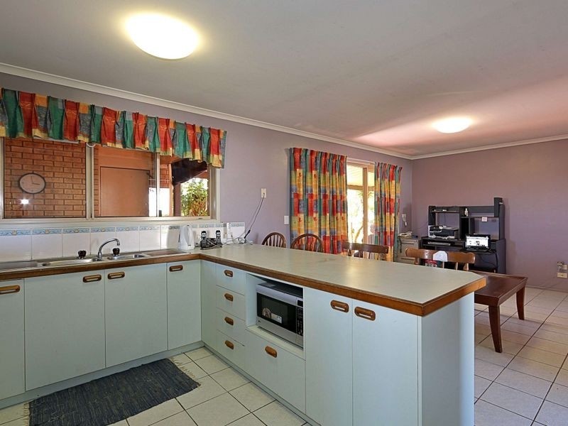 203 Atkinsons Road, Elliott Heads QLD 4670