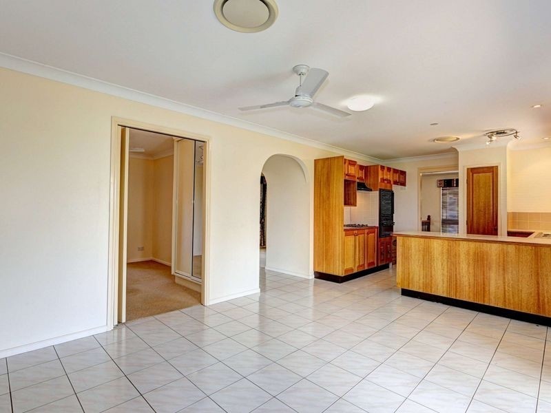 17 Mark Road, Branyan QLD 4670