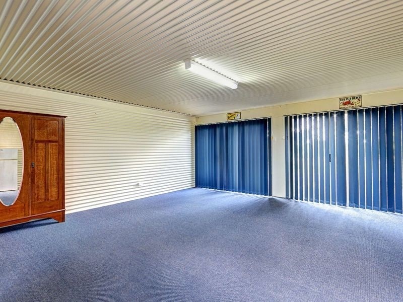 17 Mark Road, Branyan QLD 4670