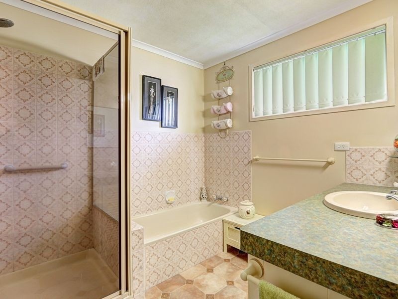 6 Gray Avenue, Bundaberg South QLD 4670