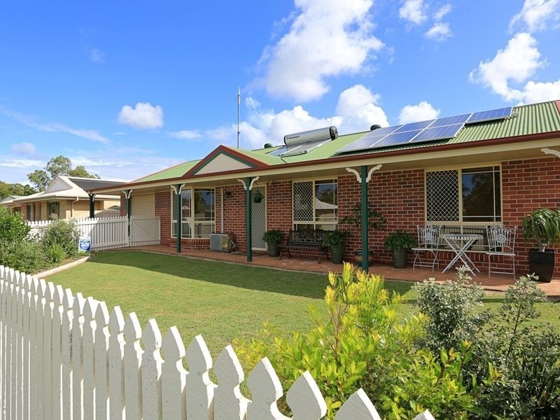 3 Bloomfield Drive, Bundaberg East QLD 4670