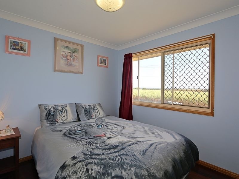 21 Panorama Drive, Qunaba QLD 4670