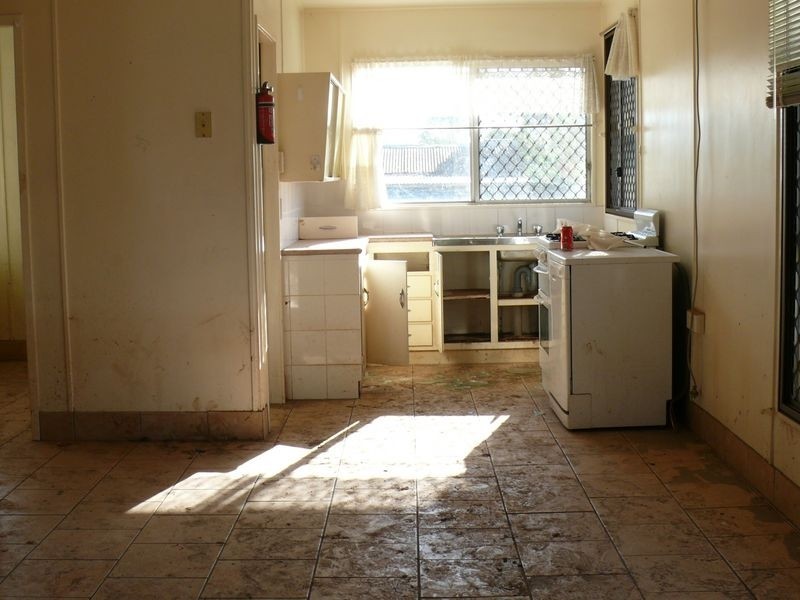 27 Ann Street, Bundaberg East QLD 4670