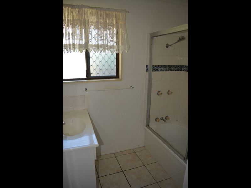 54 Riedy Street, Thabeban QLD 4670