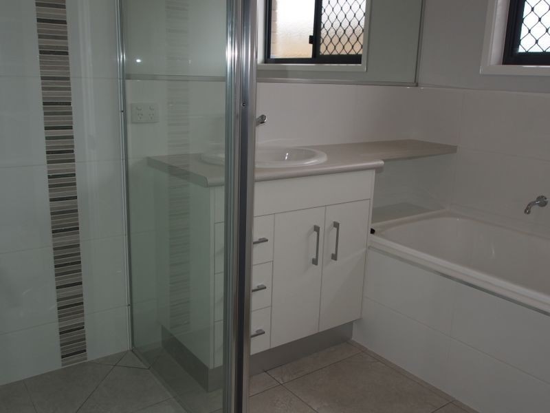 24 Beech Links Drive, Ashfield QLD 4670