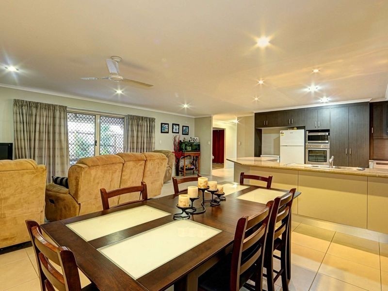 3 Outlook Court, Ashfield QLD 4670