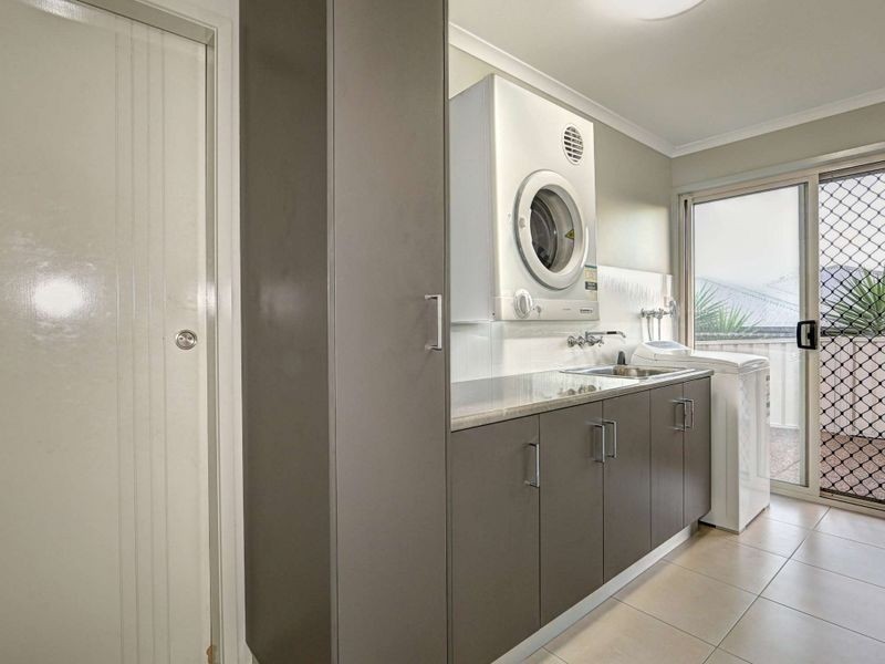 3 Outlook Court, Ashfield QLD 4670