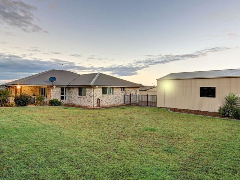 3 Outlook Court, Ashfield QLD 4670