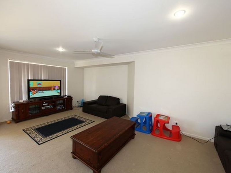 4 Avalon Street, Burnett Heads QLD 4670