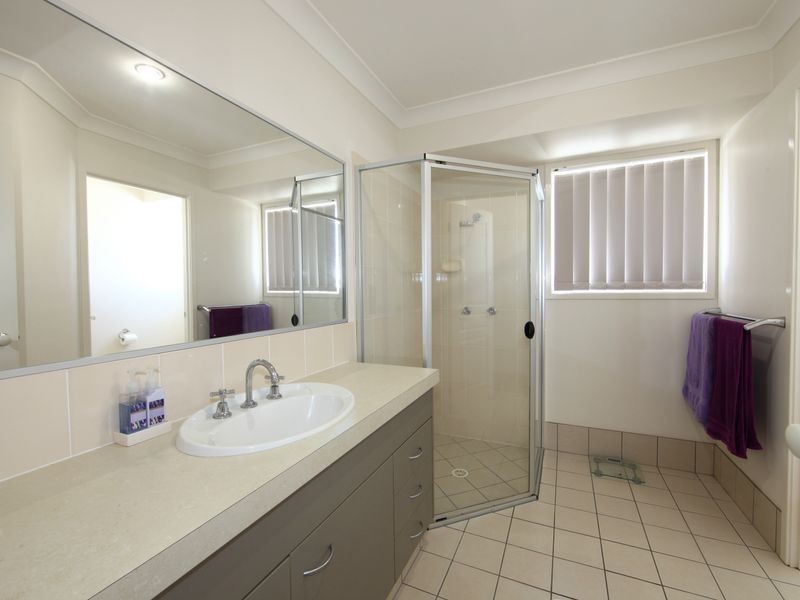 4 Avalon Street, Burnett Heads QLD 4670