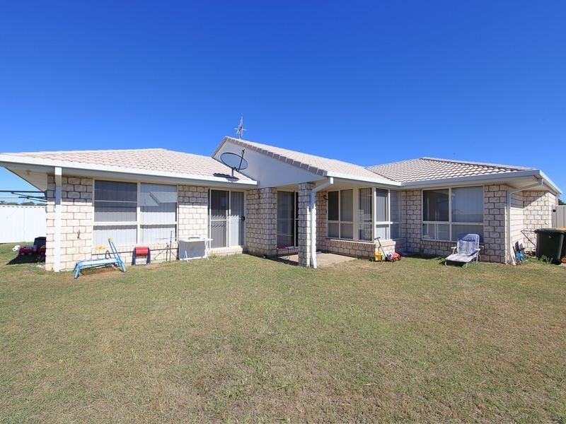 4 Avalon Street, Burnett Heads QLD 4670
