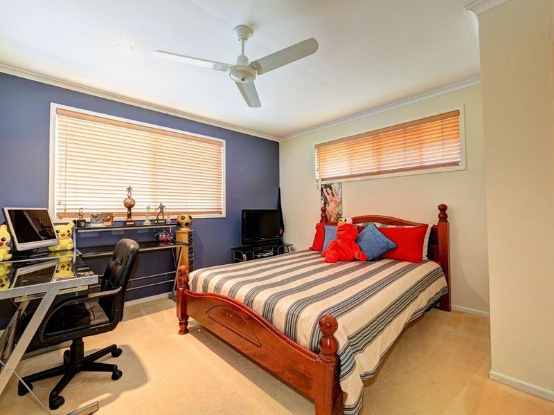 8 McGill Crescent, Avenell Heights QLD 4670