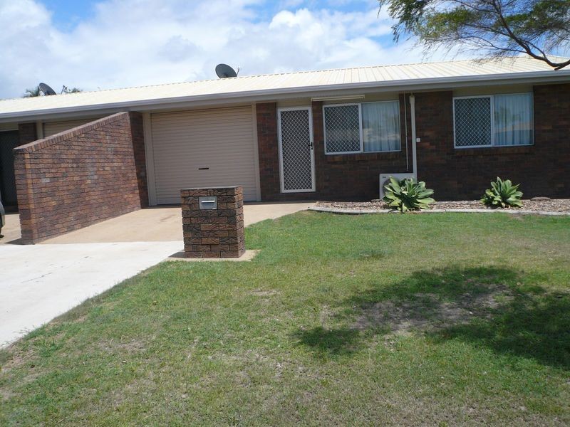 2/3 McNamara Street, Avenell Heights QLD 4670