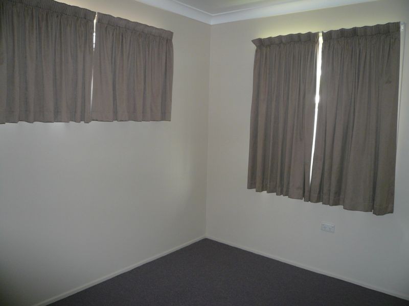 2/3 McNamara Street, Avenell Heights QLD 4670