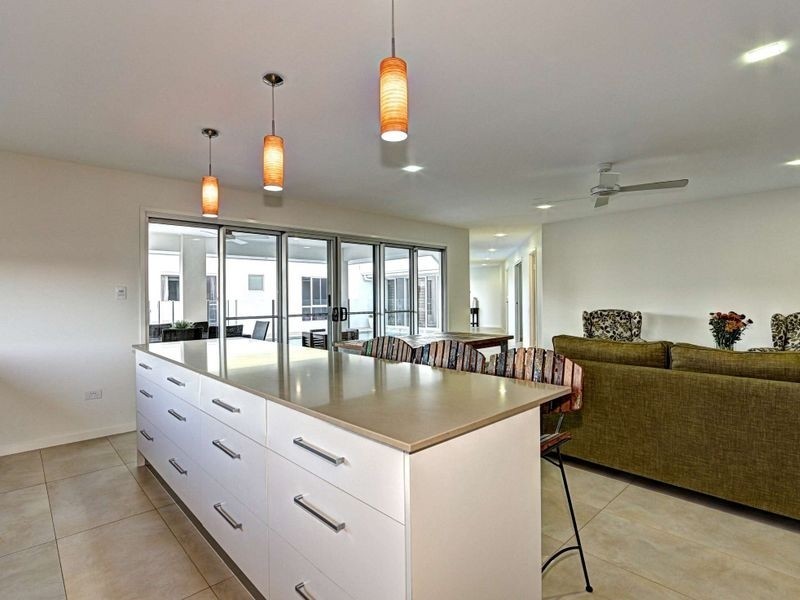 12 Altivole Drive, Avenell Heights QLD 4670