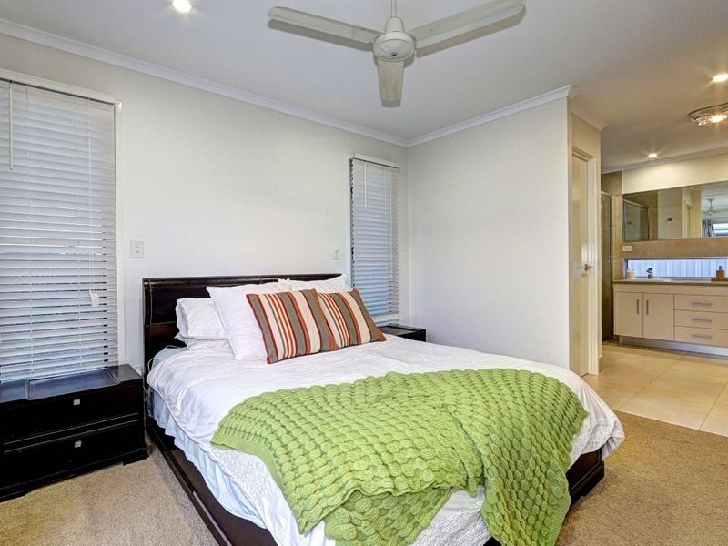 12 Altivole Drive, Avenell Heights QLD 4670