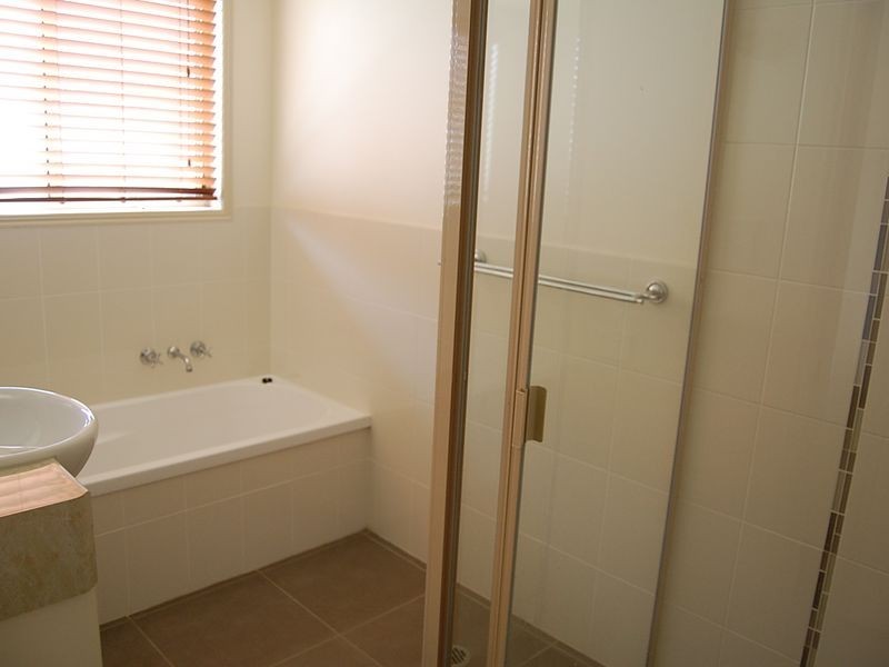14 Tree Close, Thabeban QLD 4670
