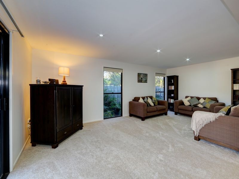 2 Causeway Place, Bargara QLD 4670