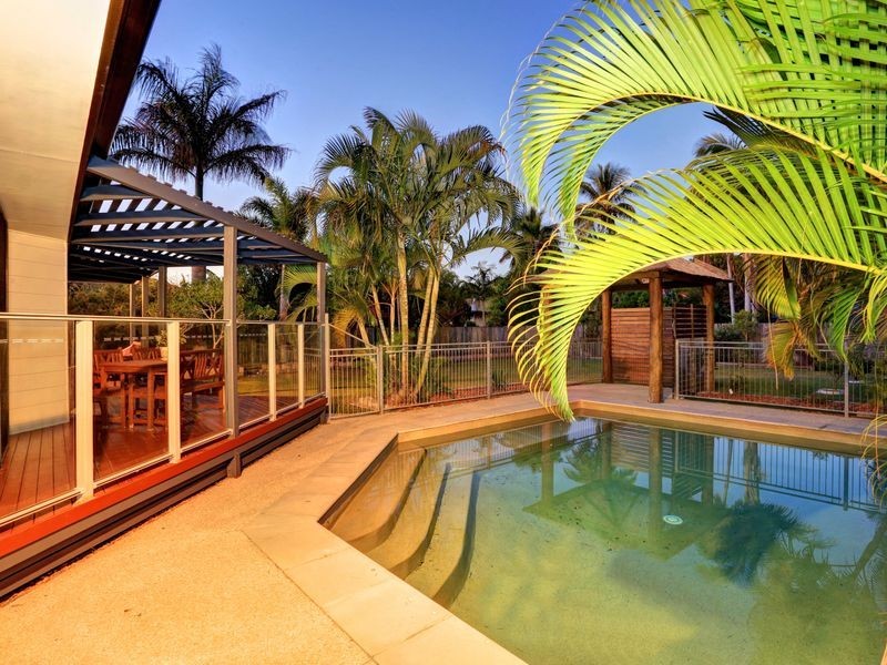 2 Causeway Place, Bargara QLD 4670