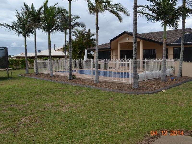 14 Coral Cove Drive, Coral Cove QLD 4670