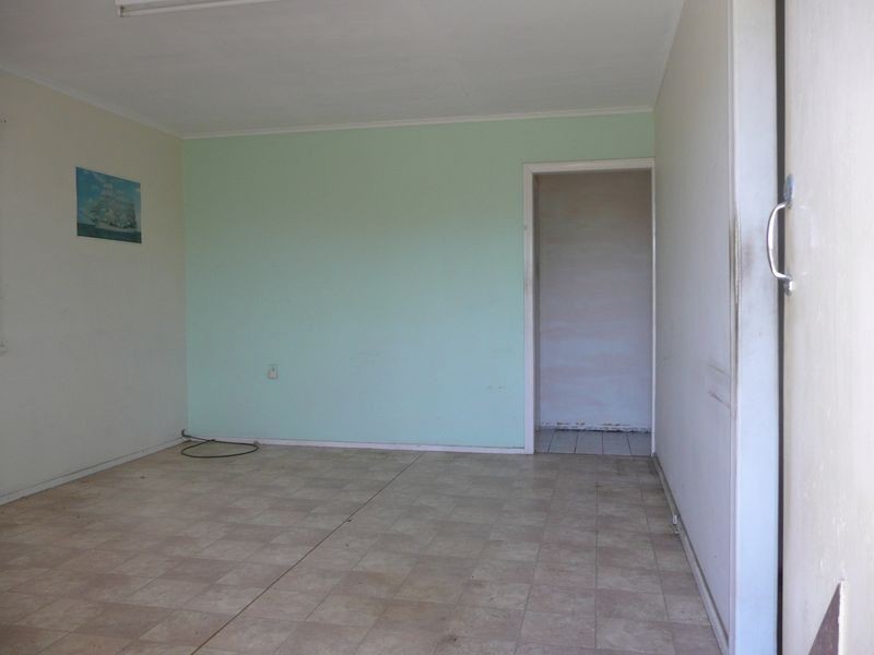 7 Walsh Street, Walkervale QLD 4670