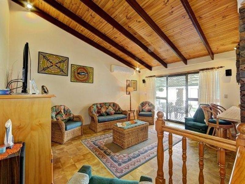 136 Davidson Street, Bargara QLD 4670