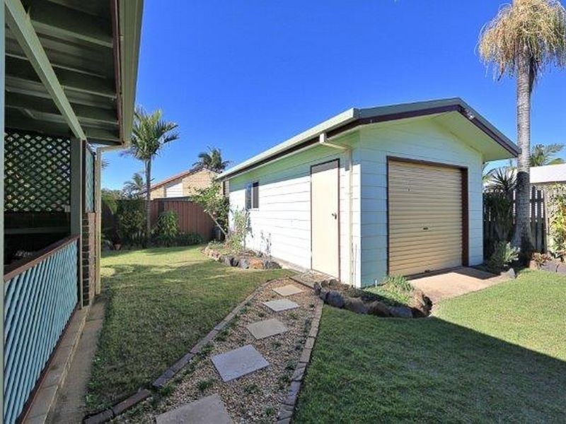 136 Davidson Street, Bargara QLD 4670