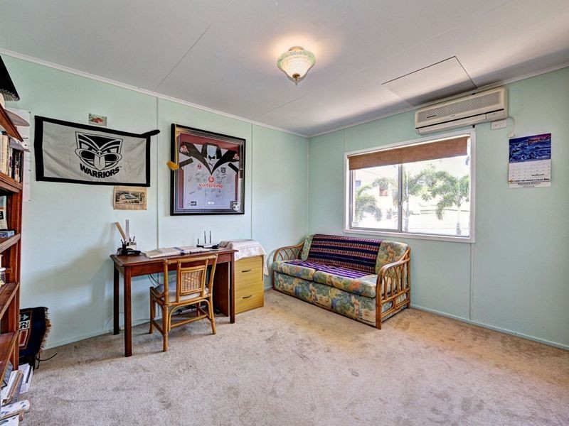 6 Heathwood Crescent, Qunaba QLD 4670