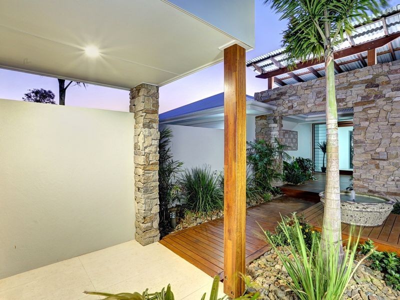 10 Aquarius Drive, Bargara QLD 4670