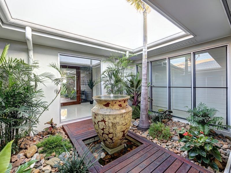 10 Aquarius Drive, Bargara QLD 4670